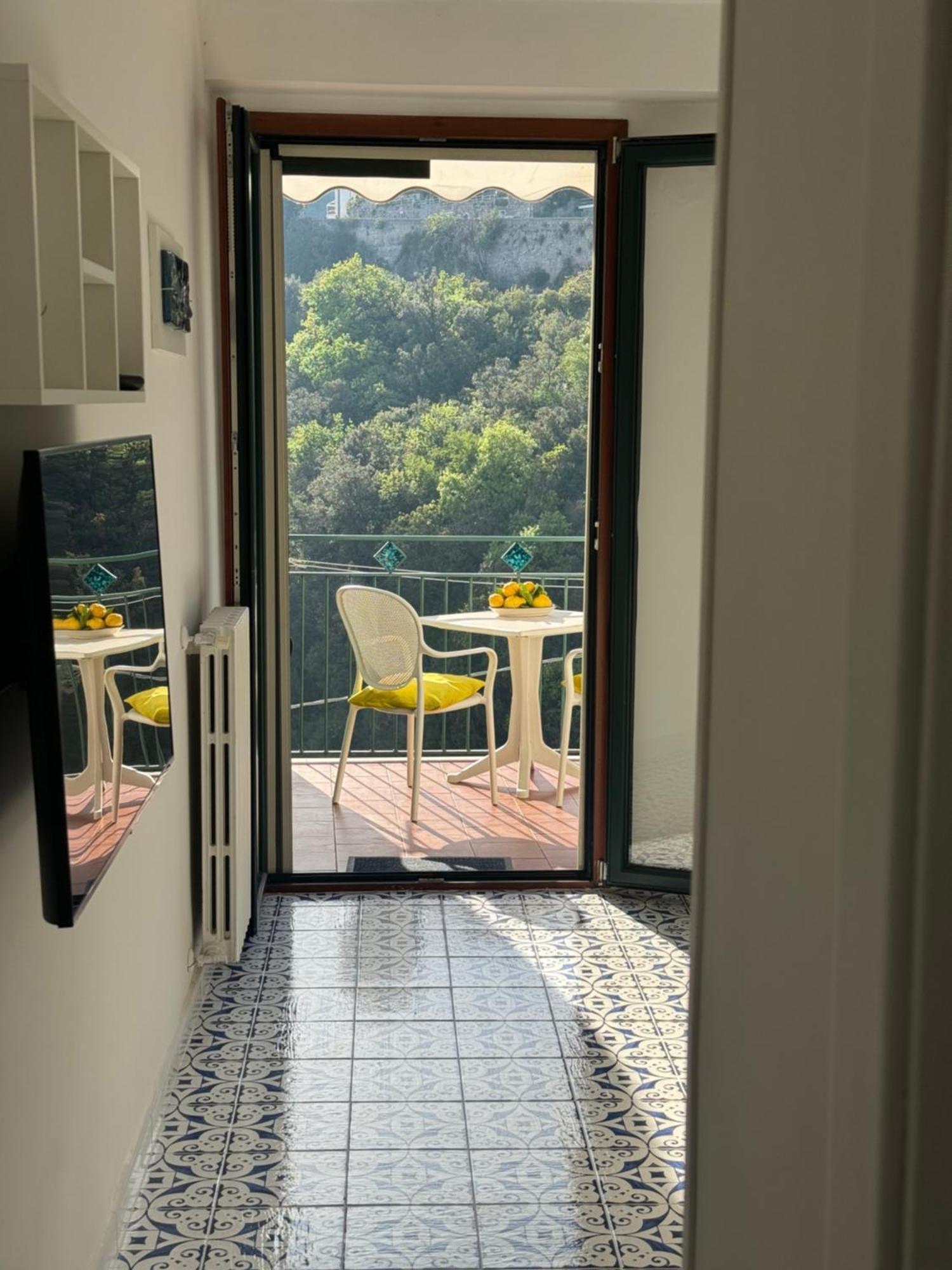 VietriPanoramic Flat Amalfi Coast - Sea View 1アパートメント エクステリア 写真